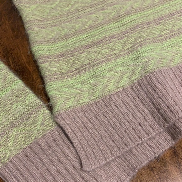 American Eagle wool blend knit sweater. - Picture 4 of 6